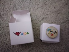 Aida pin cosma - aida,