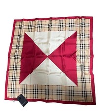 BURBERRY unbenutzt mit Etikett