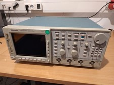 Tektronix TDS 524A Oszilloskop 2 Kanal 500 MHz 500 MS/s