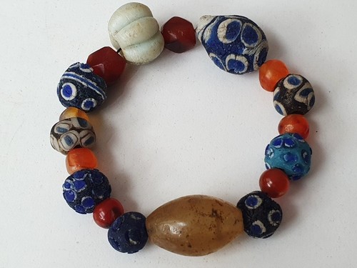 Armband mit antiken