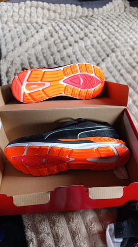 Nagelneue damen sportschuhe - nagelneue,
