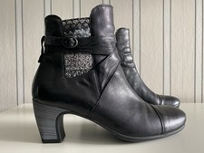 THINK! 🌸 Damen Leder