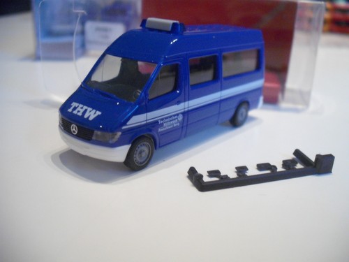 Herpa sondermodell mercedes - herpa,