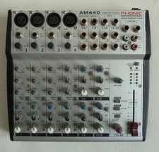 PHONIC AM 440 4-MIC 4-STEREO