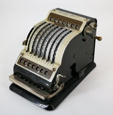 Rechenmaschine Resulta BS 7