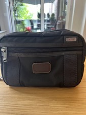TUMI Alpha Bravo Kulturtasche, Schwarz, Neuwertig