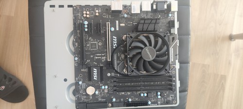 Msi c236m workstation - ,