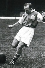 Fußball Foto>ALEC EISENTRAGER Bristol City 1952-53