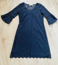 Spitzen Kleid Von Young