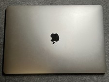 Apple MacBook Pro 15" i7-7820HQ 2,8GHz Radeon Pro 16GB 256GB SSD QWERTY TOP