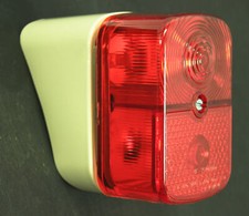 Rücklicht rot, eckig, beige