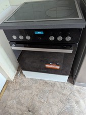 Backofen mit Cardandafeld 