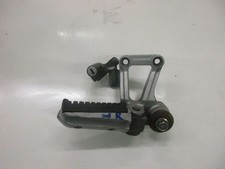 6. Kawasaki GPZ 600 R ZX600A Fußraste hinten rechts Soziusraste Fußrastenbrücke