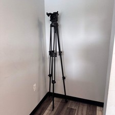 Bogen Manfrotto Tripod 3147