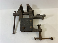 Alter schraubstock werkbank - schraubstock, /
