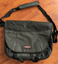 EASTPAK * Umhängetasche Laptop-Tasche