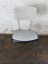 alter Stuhl 60er Stuhl