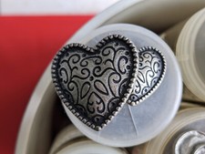 tolle Trachtenknöpfe Herzen -