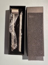 Stabfeuerzeug Gas nachfüllbar mit Kerzenlöscher im Set