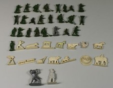 B2/ 41 Kunststoff Figuren -