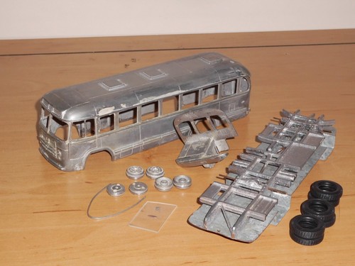 Kit bausatz bus zil 158 - bus,