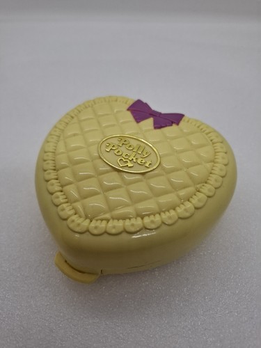 Polly pocket strollin baby - polly,