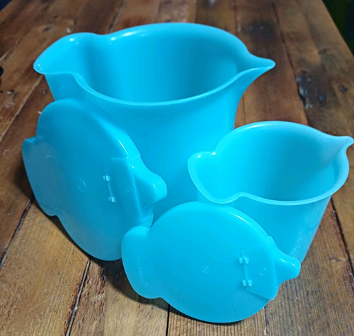 Zwei sahnekännchen tupperware - sahnekännchen,