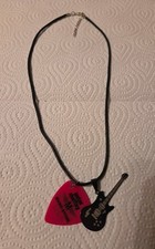 Kette mit Original ?Peter Maffay Plektrum ? Gitarre
