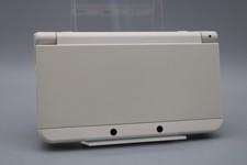 NEW NINTENDO 3DS | WEIß |