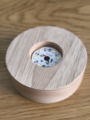 Lichtsockel für orgonit - für,