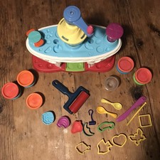 Play-Doh Set mit Zubehör