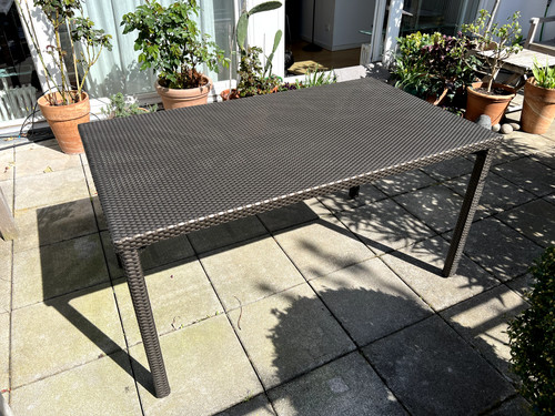 Garpa-Gartentisch