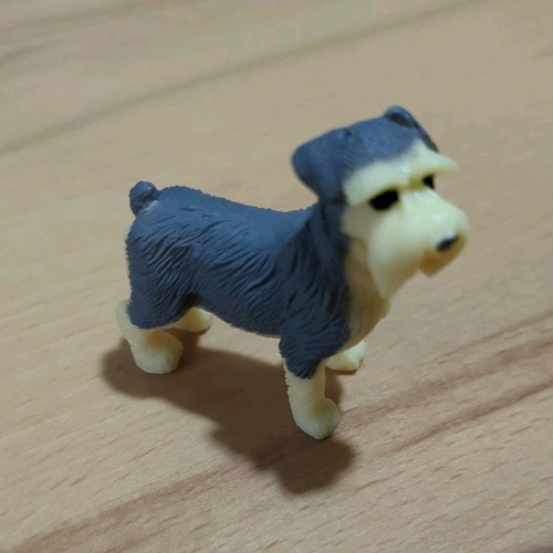 Schnauzer figur plastik - =,