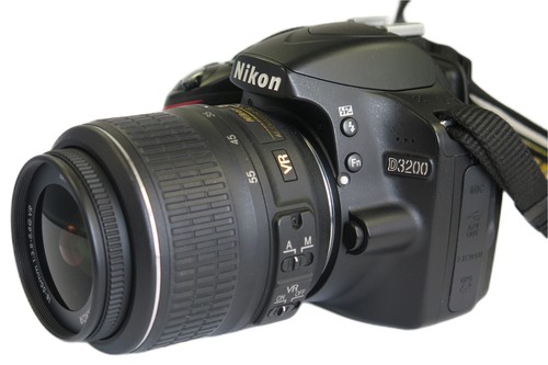 Nikon d3200 mit 55mm - 18-55mm, vr