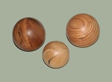 3 Kugeln aus Holz (Kirsche 9