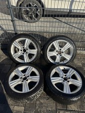 Original Mercedes-Benz Alufelgen mit Reifen – 4 Stück. 5-Loch-Anschluss, 17 Zoll