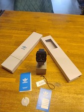 Adidas Archive M1 Uhr