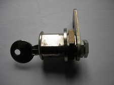 CES Spiel Automaten Schloß    Zylinder ca. 27 mm  Durchmesser ca.21 mm