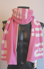 100% Adenauer;  Kuschel Schal