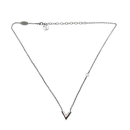 Louis vuitton essential - vuitton, v
