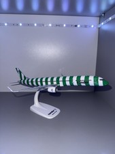 Condor B757 Grün 1:200 Herpa