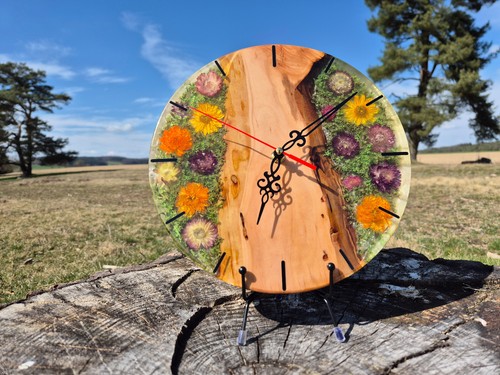 Wanduhr aus kirschbaum mit - kirschbaum,