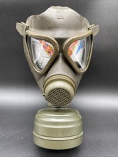 VINTAGE RUBBER GAS MASK W/
