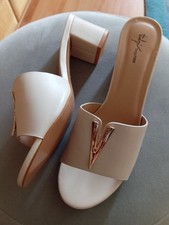 Sandale Beige Neu Gr.41 TODZI