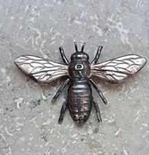 Brosche Biene Greifen Kunst