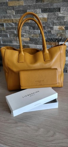 Handtasche und geldbörse - und, von