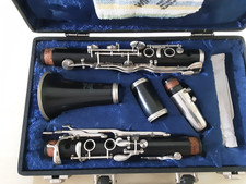 B- Holz Klarinette Amati