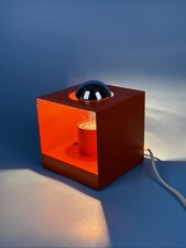 Tischlampe/Wandlampe Cube
