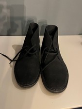 Clarks Desert Boots Gr. 39,5 schwarz Wildleder Top-Zustand 2x getragen