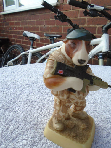 Robert harrop doggie - doggie, people
